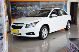 2013款雪佛兰科鲁兹1.8L SE AT