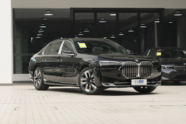 2023款宝马740Li 尊享型 豪华套装 改款