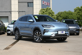 2024款比亚迪宋PLUS新能源 荣耀版 EV 520km 尊贵型