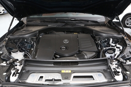 2024款奔驰GLC 260 L 4MATIC 动感型 5座 改款