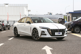 2024款红旗H6 2.0T 致逸版
