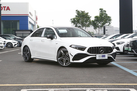 2024款奔驰A级AMG 35 L 4MATIC 改款