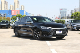 2024款比亚迪汉 DM-i 荣耀版 200KM 旗舰型