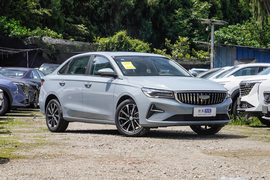 2025款吉利帝豪 第4代 1.5L CVT尊贵型