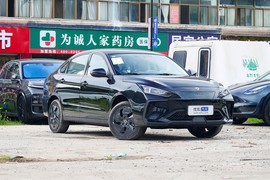 2023款东风风神E70 PRO 智行版 改款