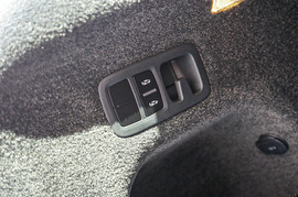2024款宾利添越4.0T V8长轴距MULLINER版