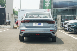 正后