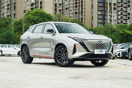 2023款长安欧尚Z6 蓝鲸 1.5T DCT智领型城市版