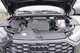 2024款奥迪Q5L Sportback 40 TFSI 豪华型