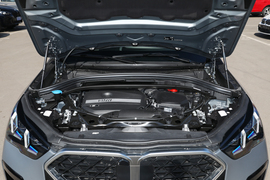 2024款宝马X2 xDrive25i M运动曜夜套装
