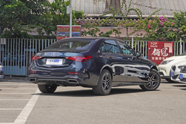 2024款奔驰C260L皓夜运动版   改款三