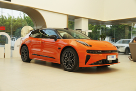 2025款极氪001 WE版 100kWh 后驱