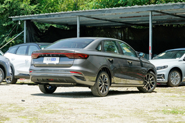 2024款吉利帝豪 第4代 1.5L CVT旗舰型