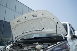 2024款SRM鑫源金海狮 2.0L 工程狮客车6座CNG