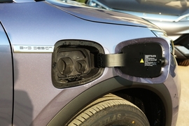2024款比亚迪元PLUS 荣耀版 510KM 超越型