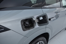 2025款奇瑞瑞虎9 2.0T尊享版