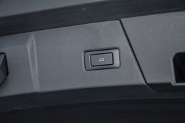 2025款奇瑞瑞虎9 2.0T尊享版