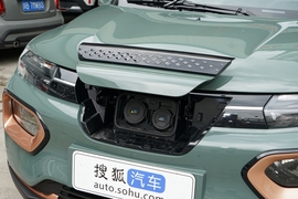 2023款东风纳米BOX 冠军款 轻风版 201km标准型