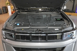 2024款北京BJ60雷霆 魔核电驱进阶版 5座