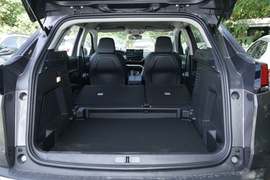 2024款标致4008 360THP 驾趣版