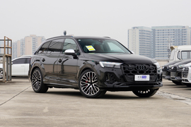 2024款奥迪SQ7 4.0 TFSI