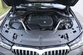 2024款宝马6系GT 630i M运动臻享套装