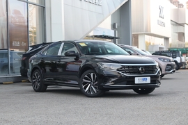 2025款大众帕萨特 出众款 380TSI 龙耀版