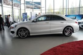 2014款奔驰CLA260 4MATIC