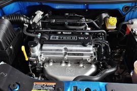 2013款雪佛兰赛欧三厢1.2手动时尚版