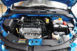 2013款雪佛兰赛欧三厢1.2手动时尚版