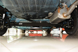 2013款雪佛兰赛欧三厢1.2手动时尚版