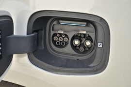 2025款极氪 001 ME版 100kWh 四驱