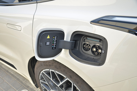 2025款极氪 001 ME版 100kWh 四驱