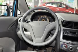 2013款雪佛兰赛欧三厢1.2手动时尚版