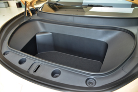 2024款阿维塔11 580 三激光四驱奢享版