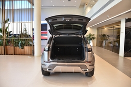 2024款路虎揽胜 极光L 249PS 凝光限定版