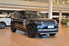 2025款路虎揽胜 3.0 L6 400PS 典范加长版