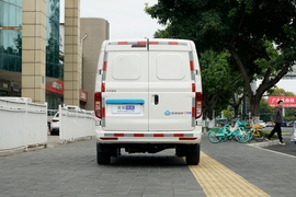 正后