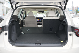 2025款MG ES5 515plus 后驱版