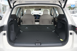 2025款MG ES5 515plus 后驱版