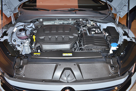 2024款大众CC 330TSI 炫目 众享款