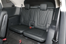 2024款红旗HS7 2.0T PHEV 四驱旗畅版 6座