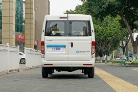 正后