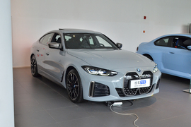 2023款宝马i4 M50