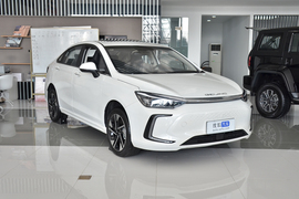 2024款北京EU5 PLUS R500 标准出行版