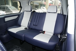 2024款东风风行菱智PLUS 2.0L 手动豪华型CNG 7座