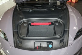 2024款保时捷Taycan 4 Cross Turismo