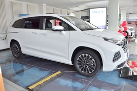2024款现代库斯途 380TGDi TOP Premium 智爱旗舰版