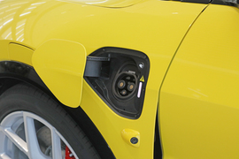 2025款莲花跑车 ELETRE夏花 600 豪华版