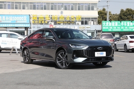 2025款奇瑞艾瑞泽8 PRO 1.6T 豪华型+